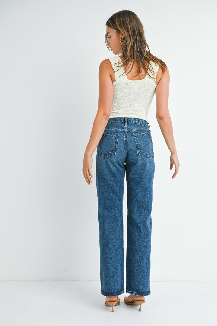 RELAXED STRAIGHT-DARK