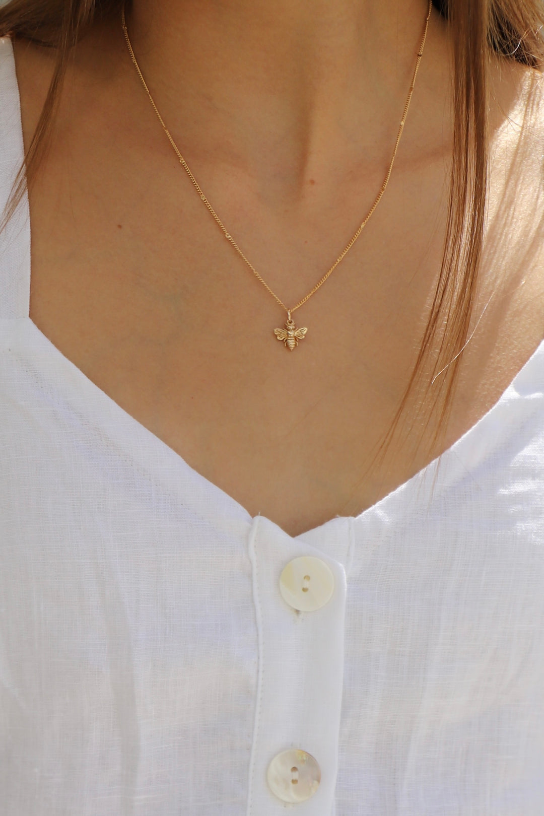 THE SWEET BEE NECKLACE