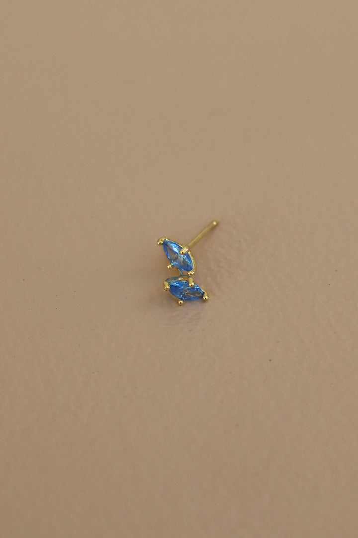 CZ DIAMOND SHAPED STUD