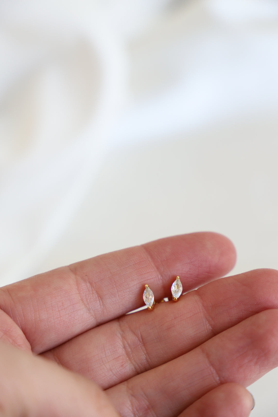 SHINE BRIGHT MARQUISE EARRING