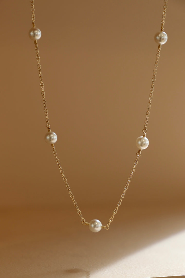 GOLD PEARL STATION NECKLACE