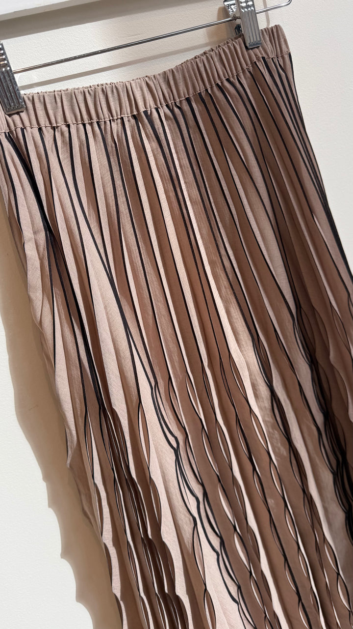PLEATED MIDI SKIRT