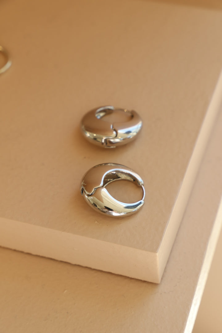 SILVER AMALFI CHUNKY HOOPS