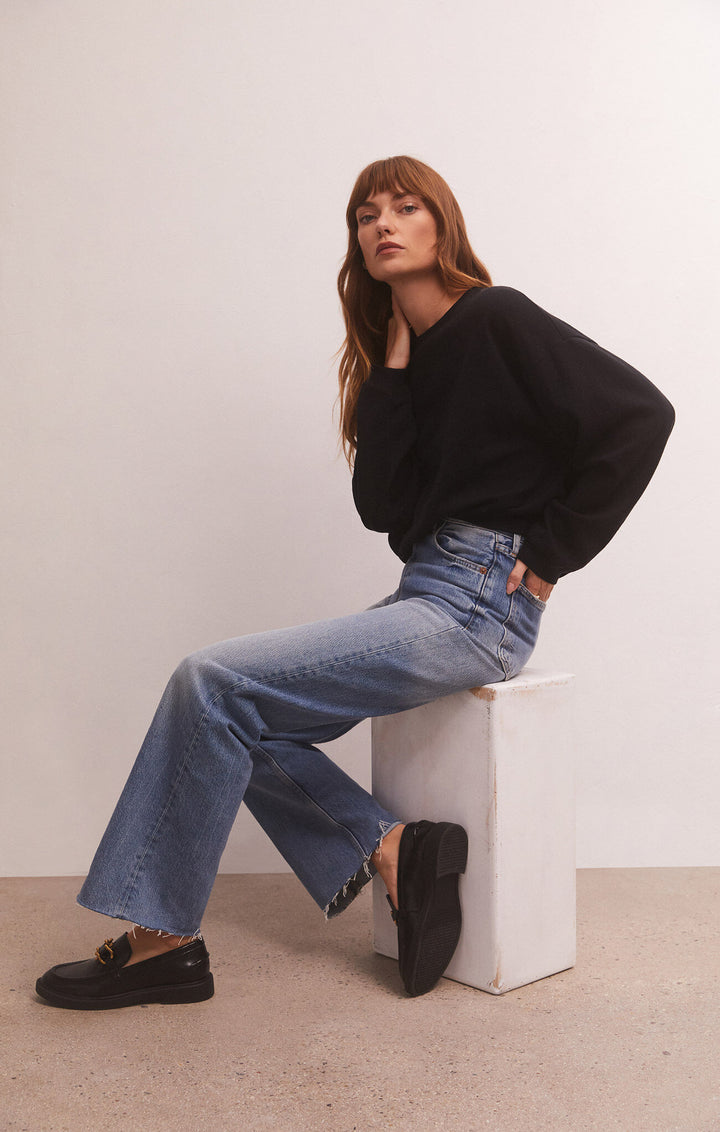 CLASSIC CREW SWEATSHIRT
