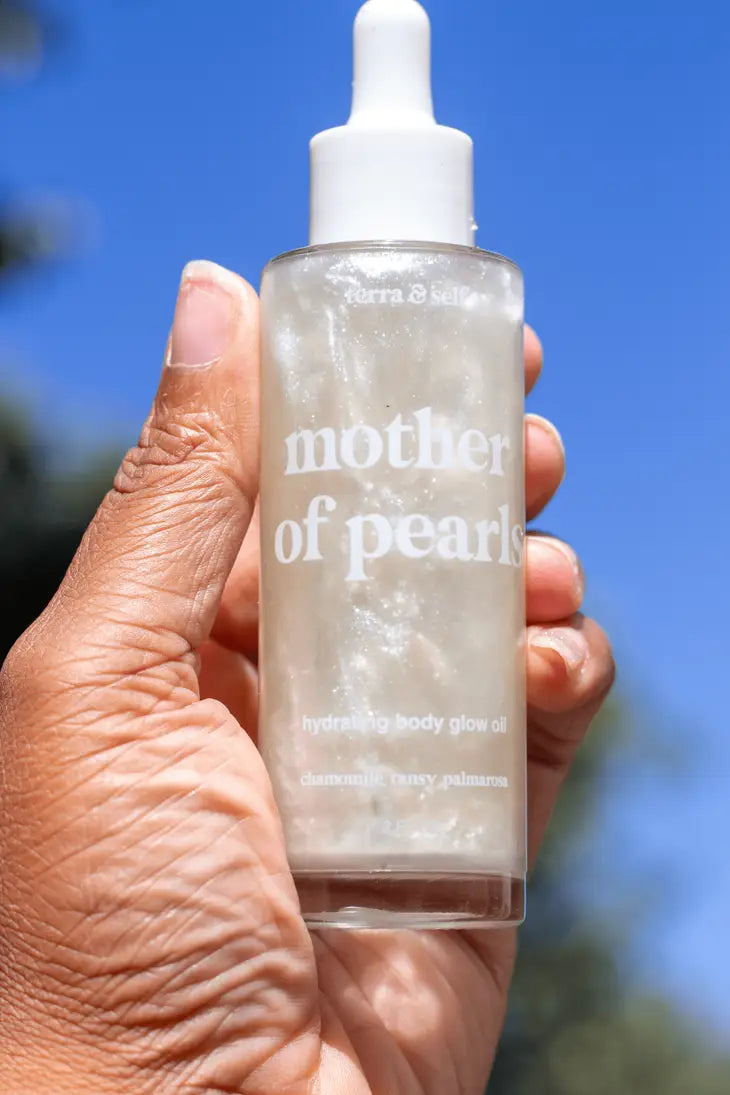 MOTHER OF PEARL BODY GLOW OIL