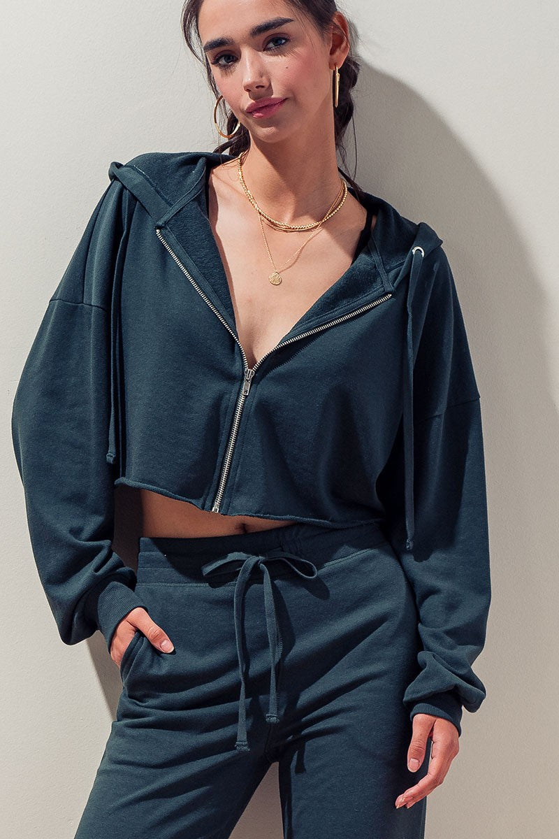 JUNE ZIP UP