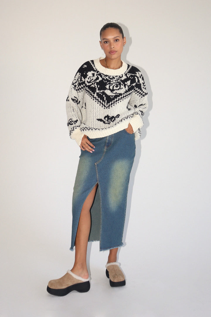 THE ROSE SWEATER