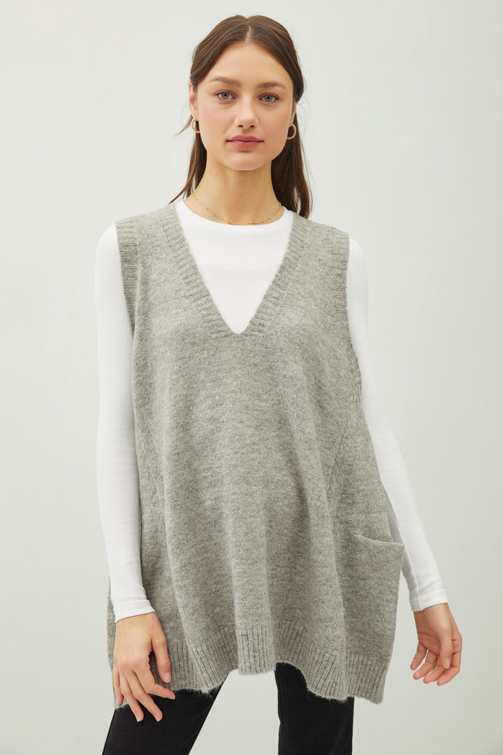 OVERSIZE V-NECK LONG SWEATER VEST