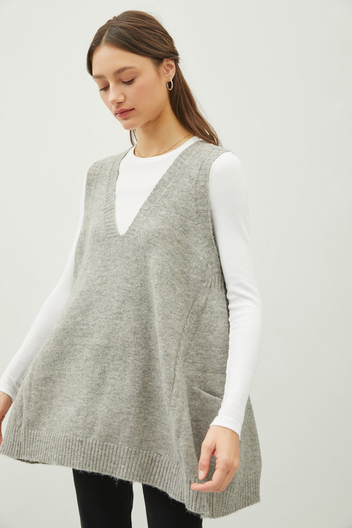 OVERSIZE V-NECK LONG SWEATER VEST