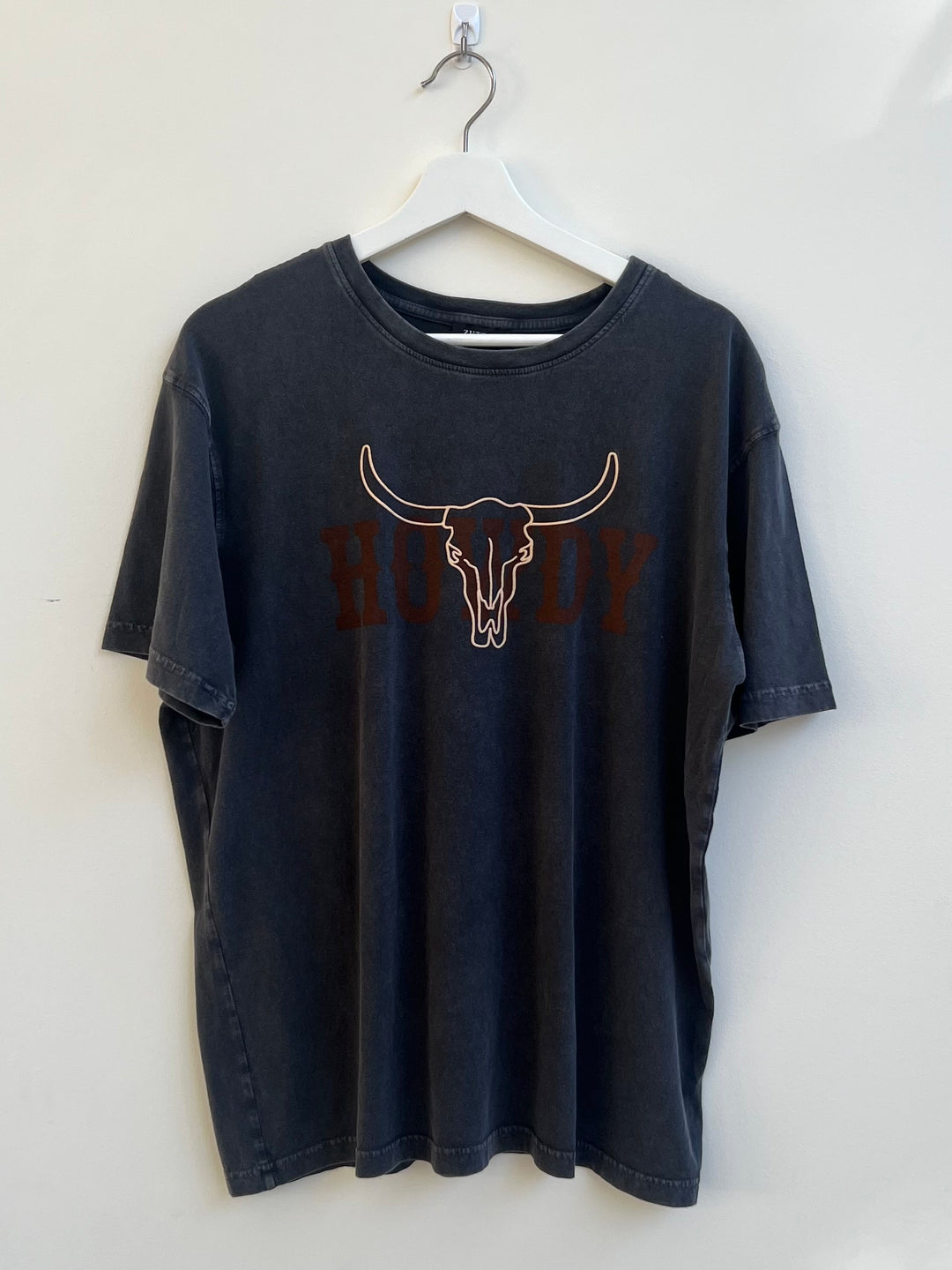 OVERSIZED HOWDY LONGHORN TEE