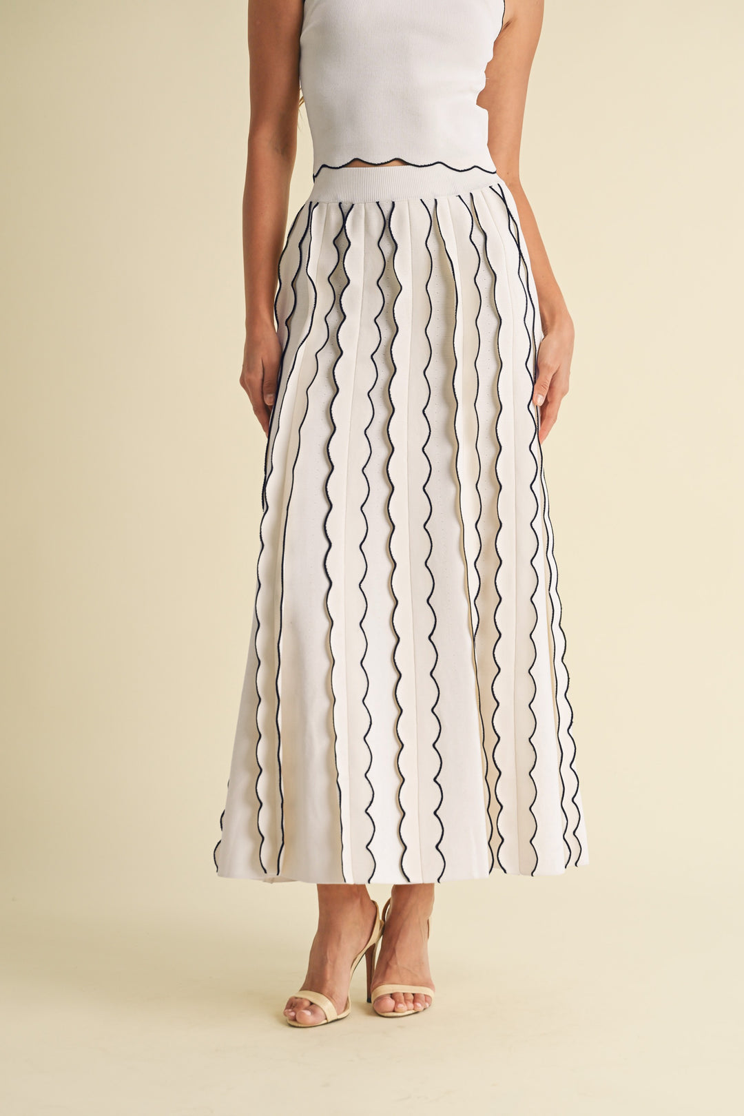 PLEATED SWEATER MAXI SKIRT