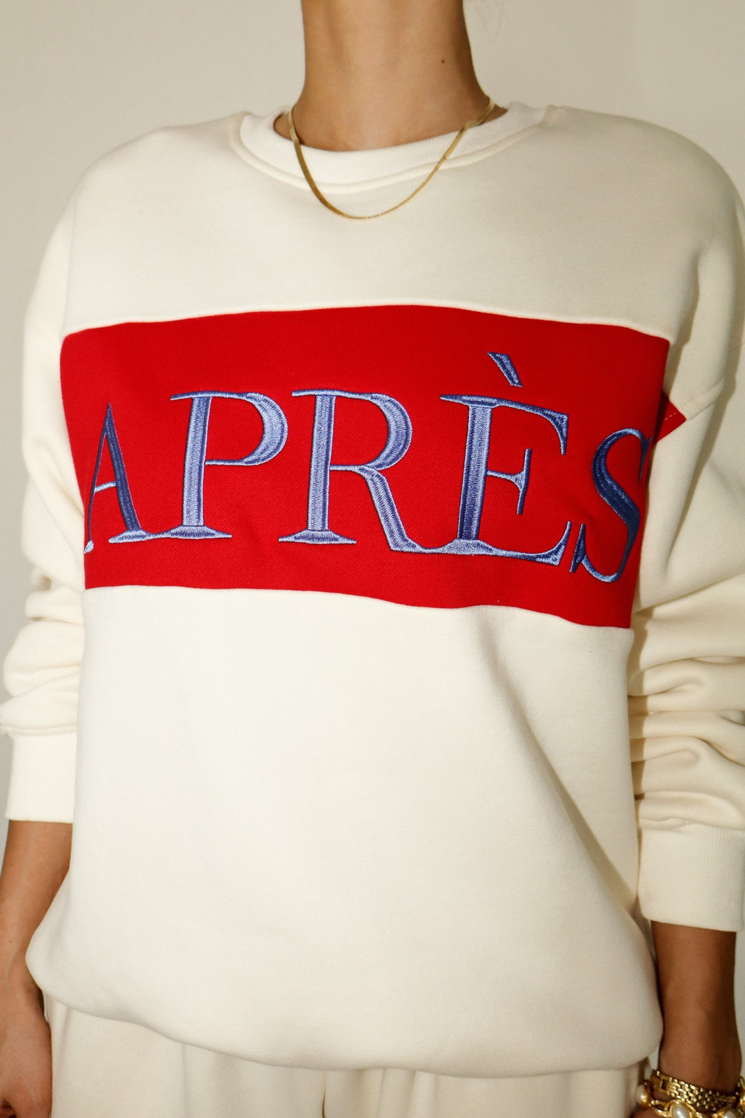 APRES SWEATSHIRT