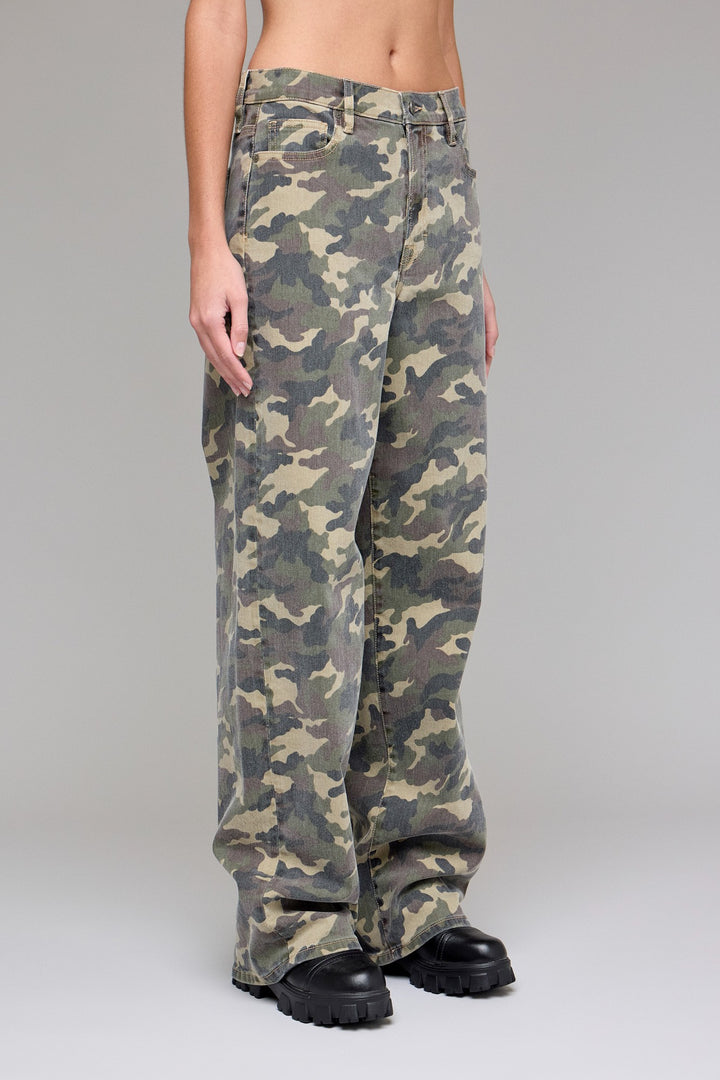 CAMO LOW SLUNG BAGGY