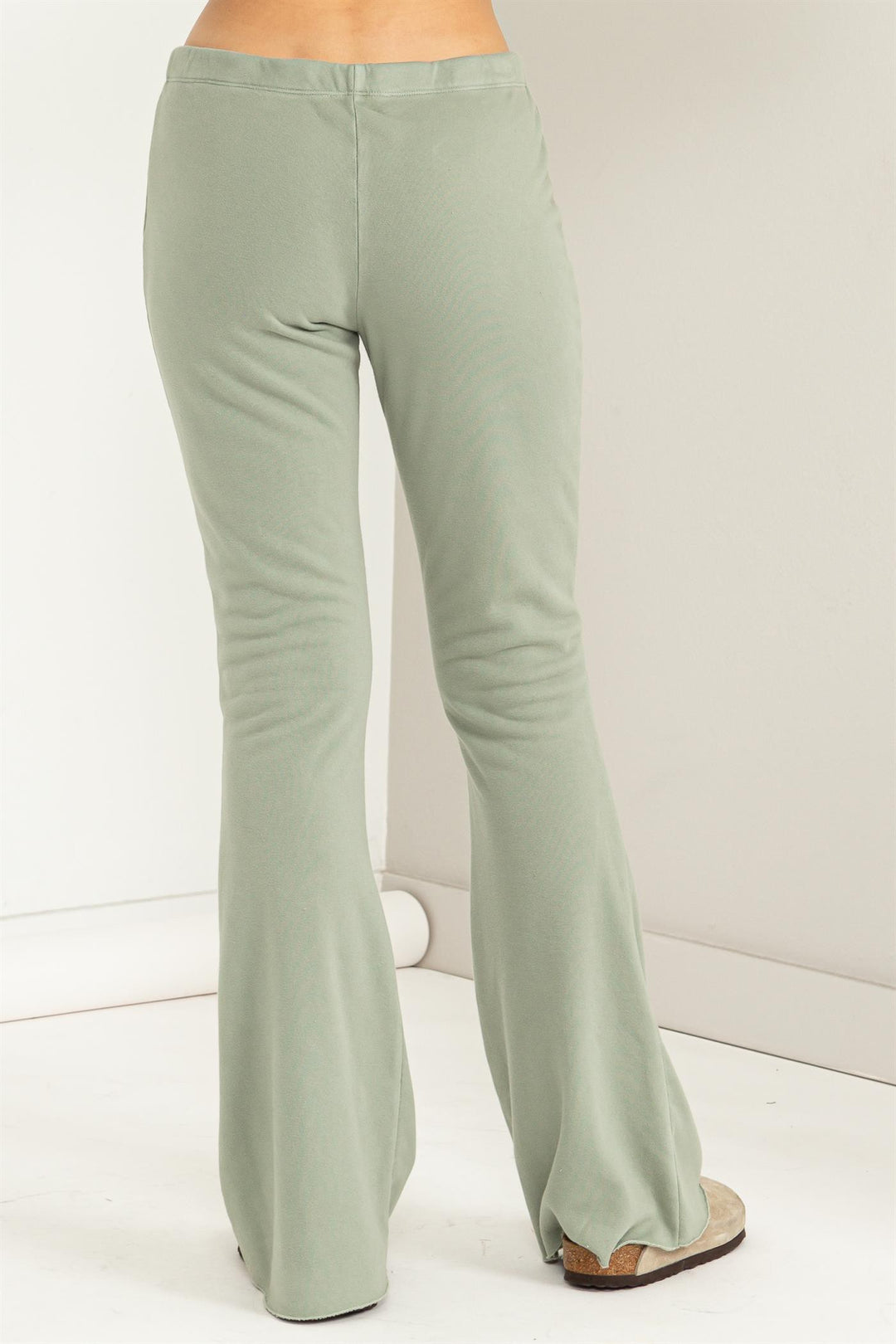 WILD SOUL MID-RISE FLARE PANT