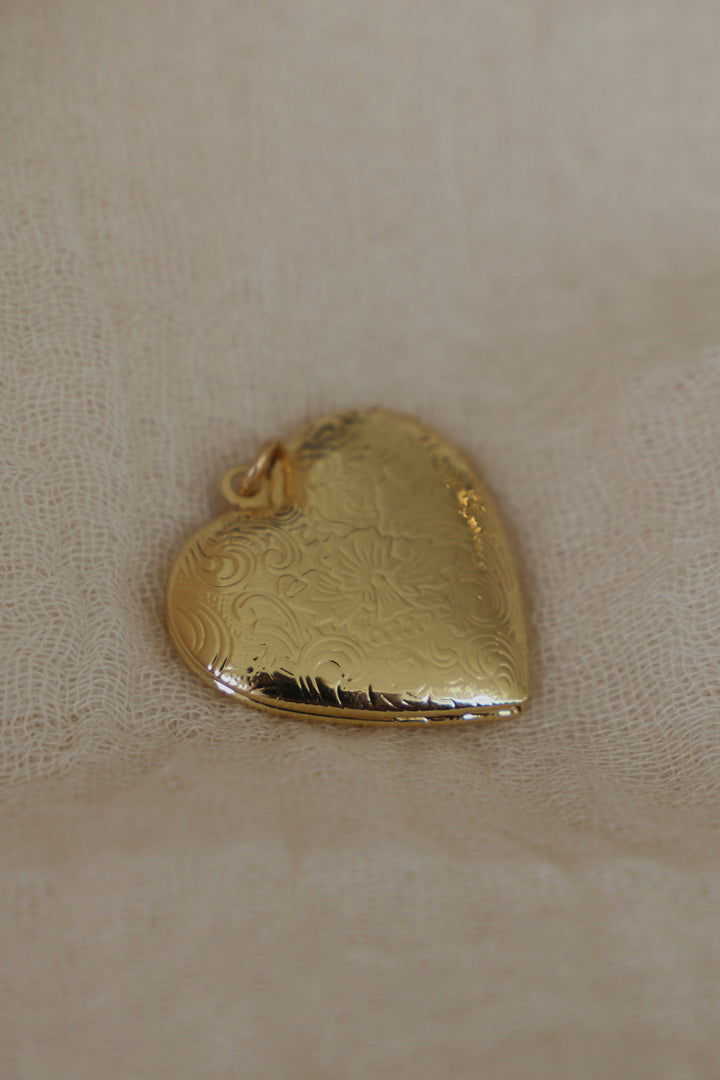 EMBOSSED HEART LOCKET