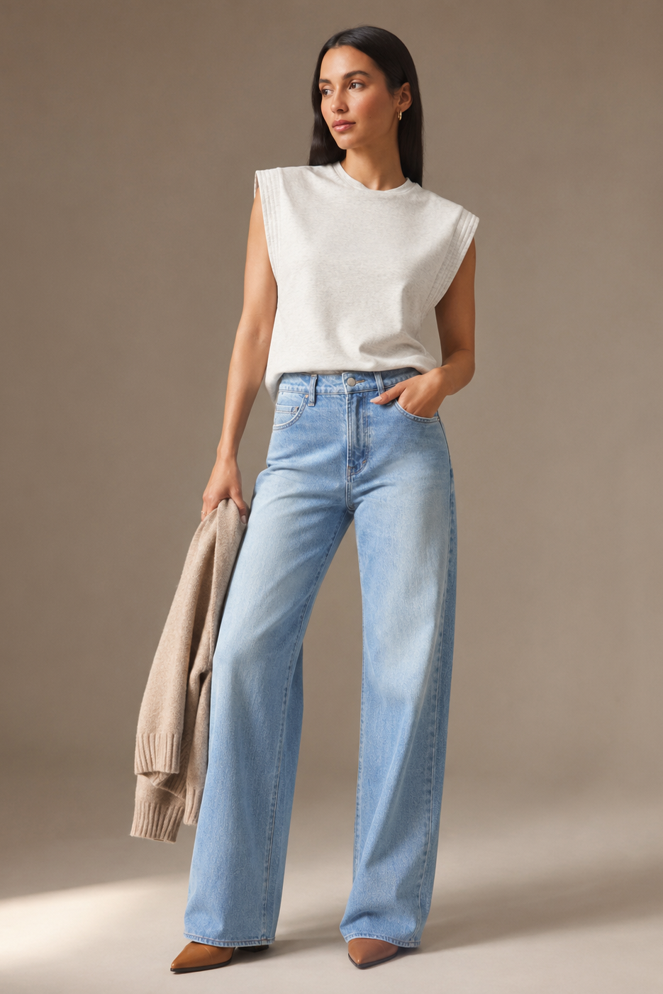 NOA TEE