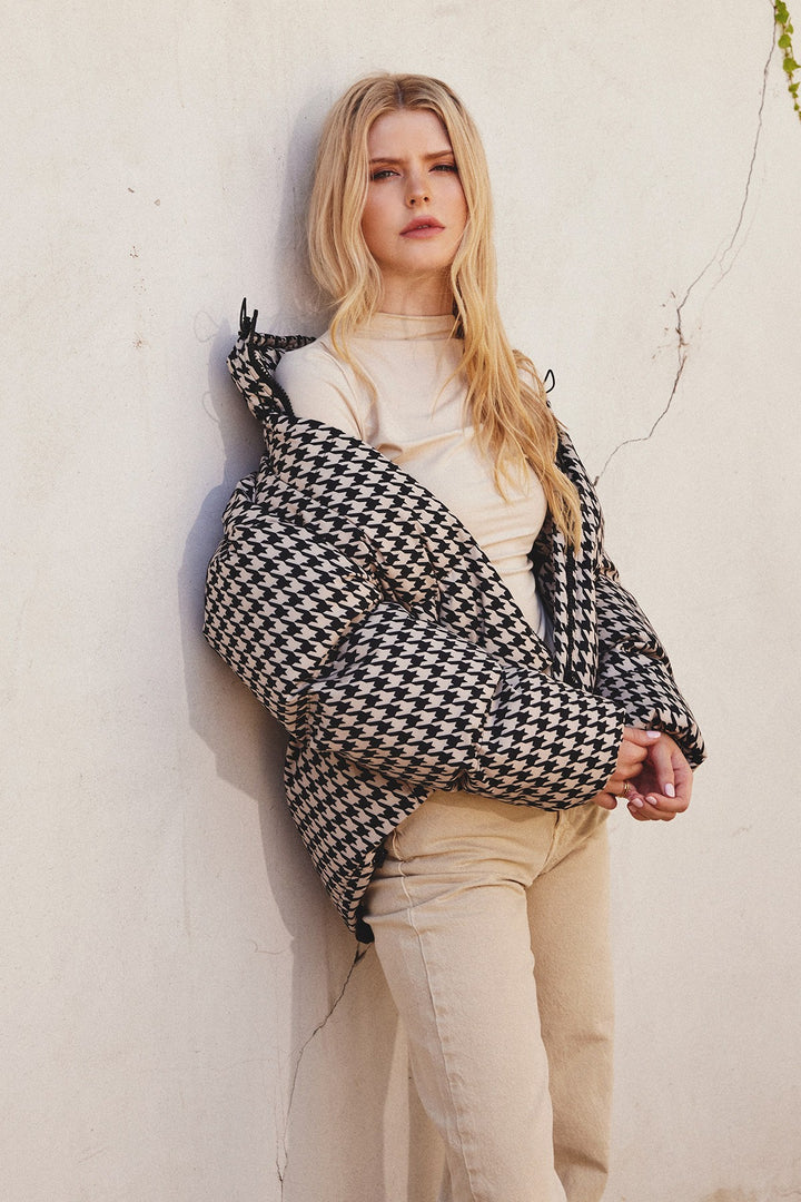 HOUNDSTOOTH PUFFER COAT