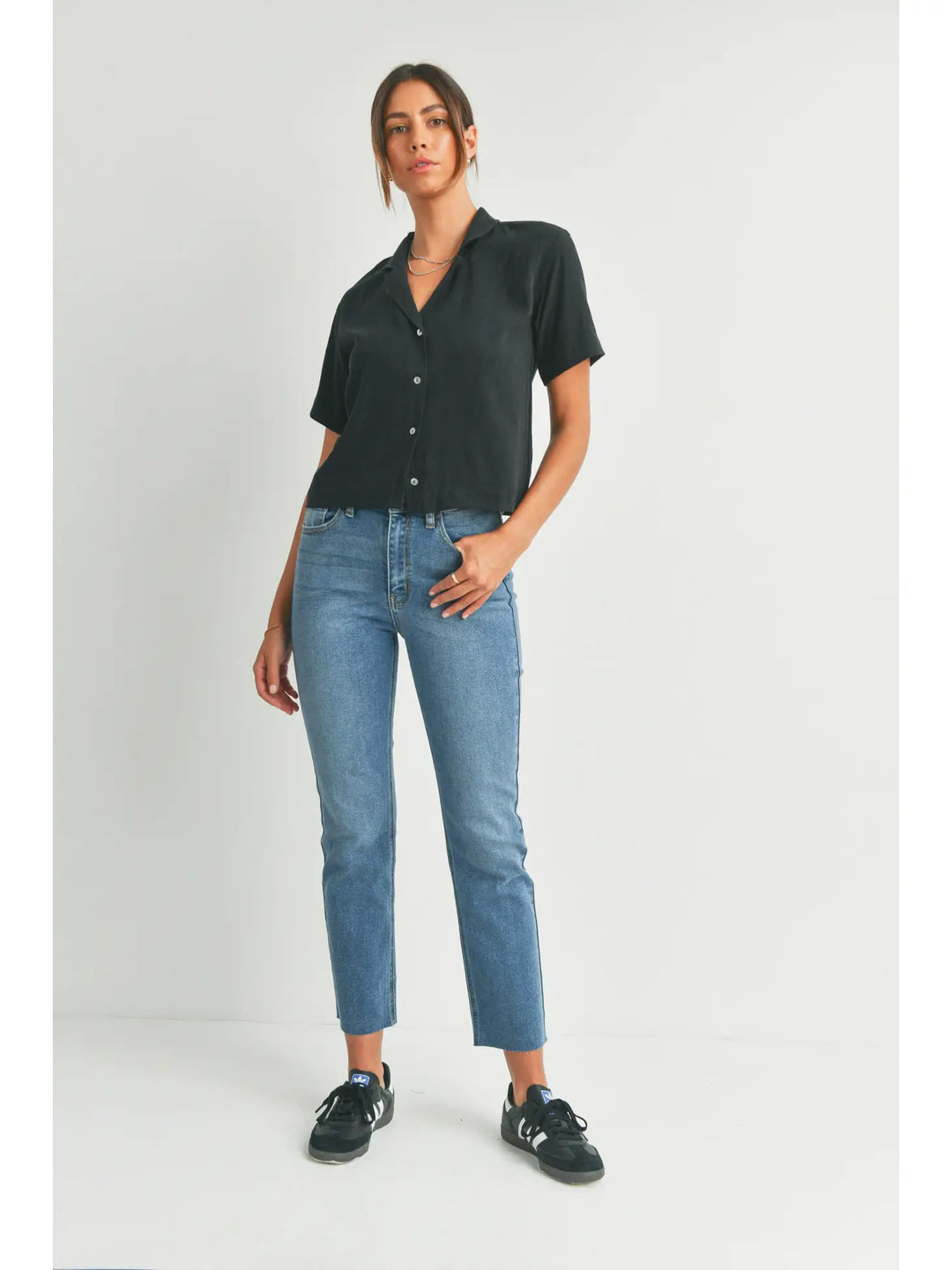 LUNA CROPPED LEG STRAIGHT JEAN