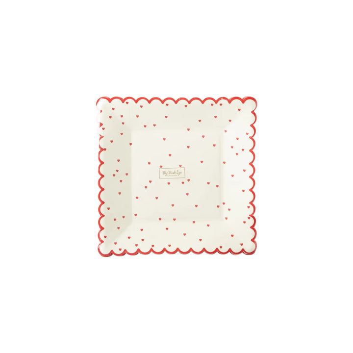 RED SCATTERED HEART SCALLOPED PAPER PLATE