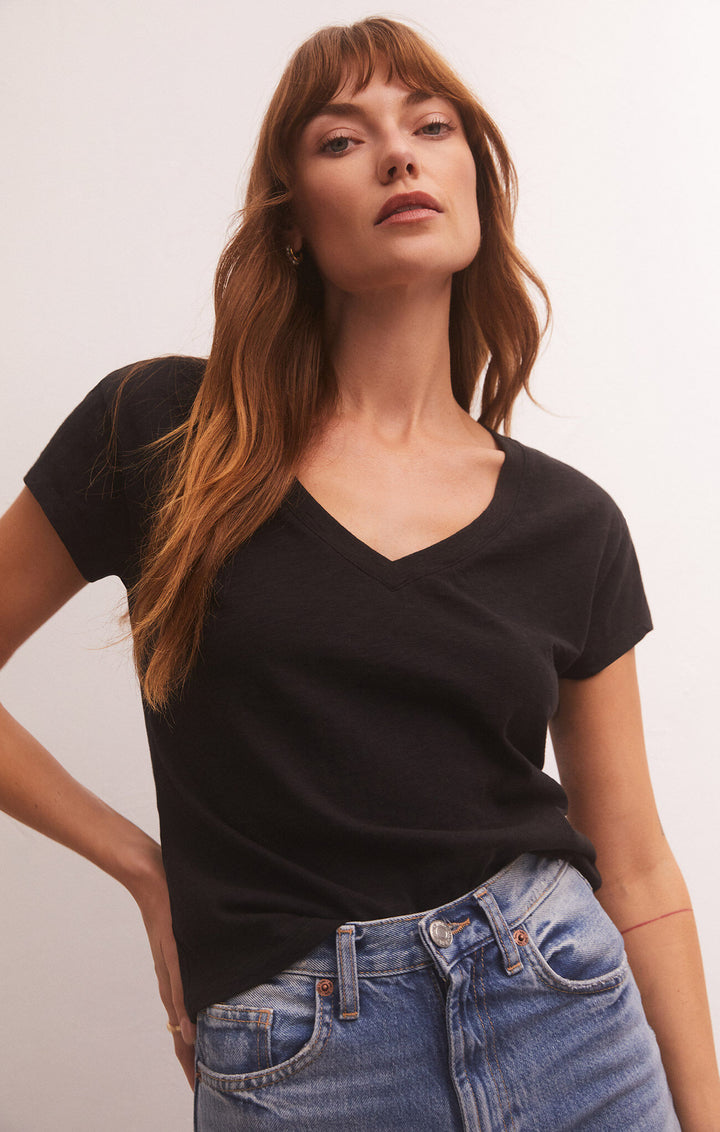 MODERN V-NECK TEE