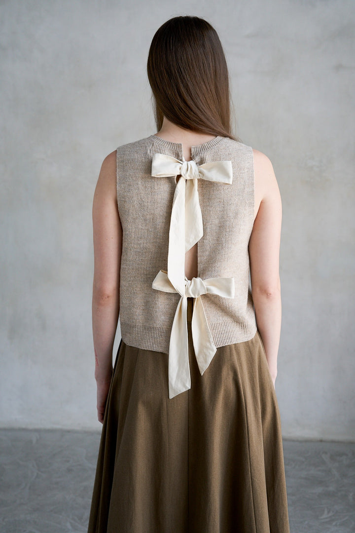 DOUBLE BOW VEST
