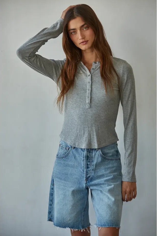 RIBBED BUTTON DOWN LONG SLEEVE
