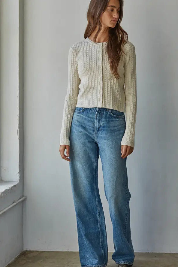 CABLE KNIT CARDIGAN - CREAM