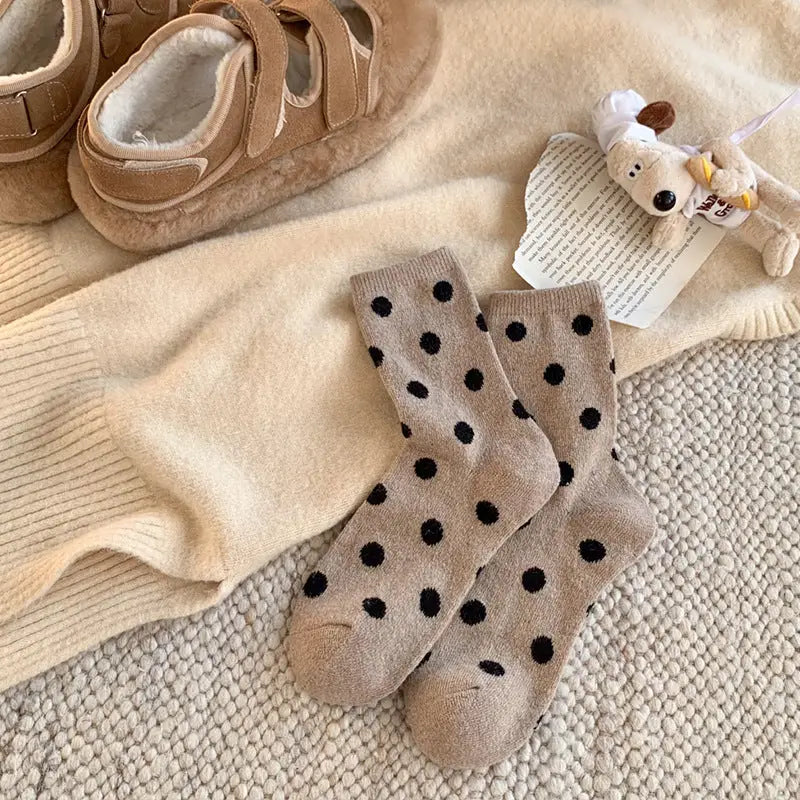 THICK POLKA DOT SOCKS