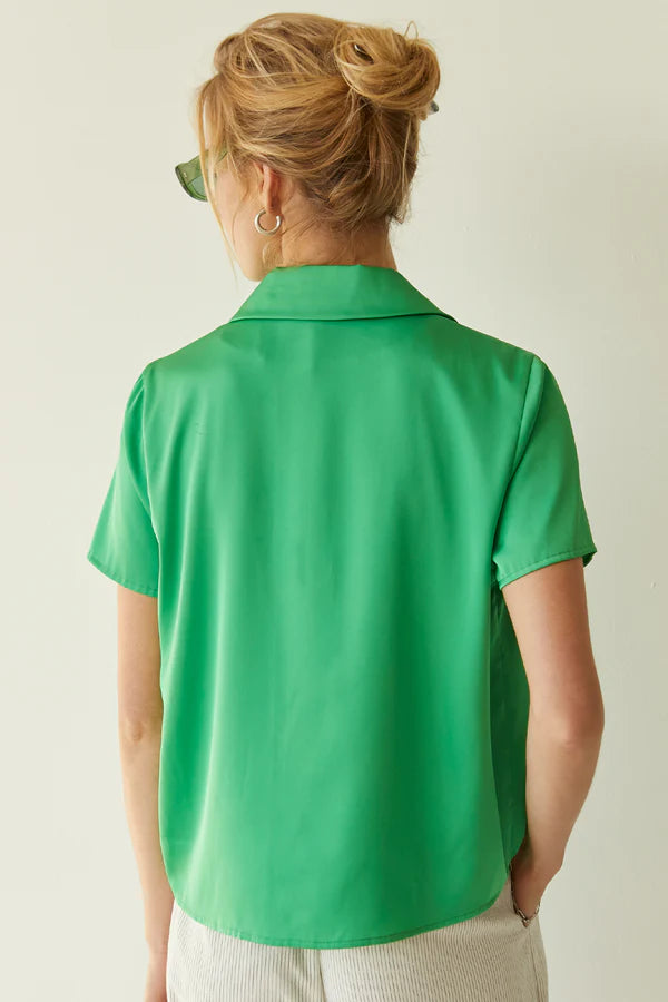LESLI SATIN SHORT SLEEVE SHIRT