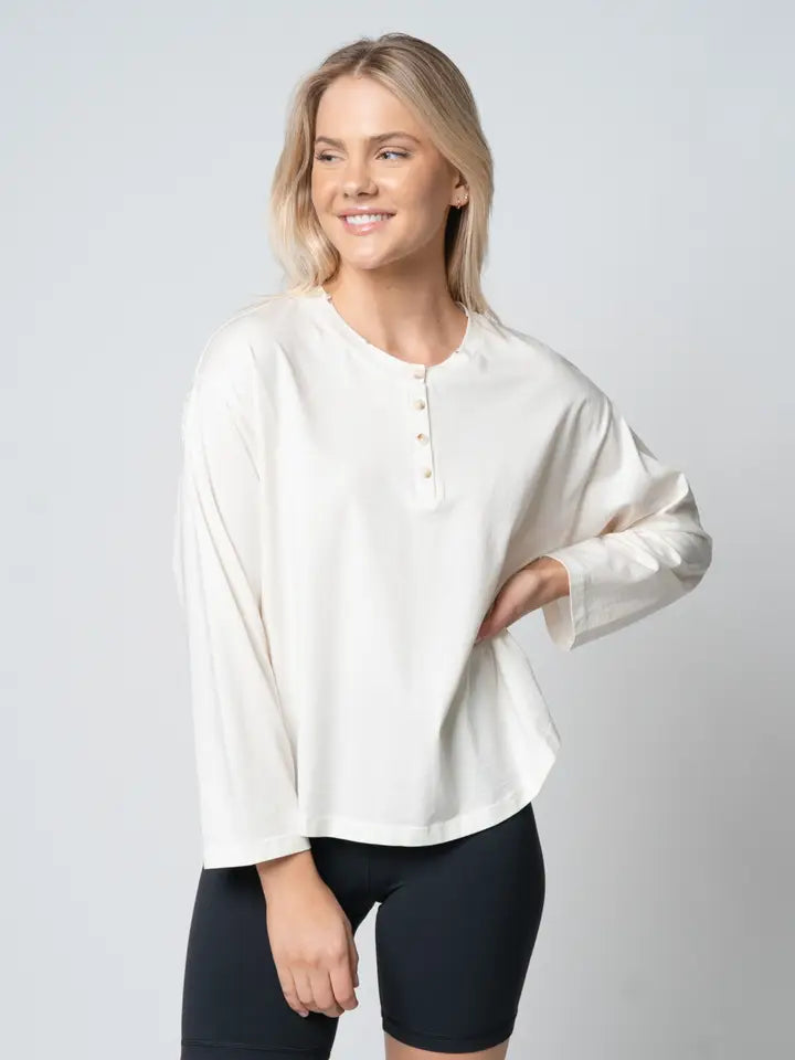 DISTRESSED HENLEY