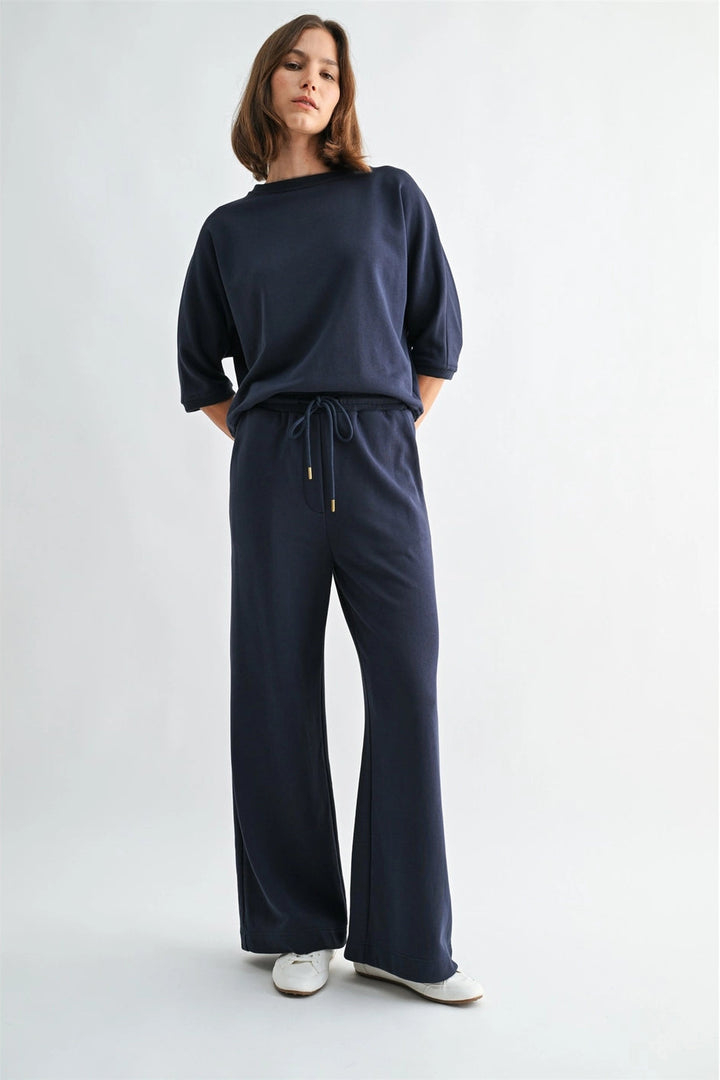 DOLMAN SLEEVE SWEATSHIRT