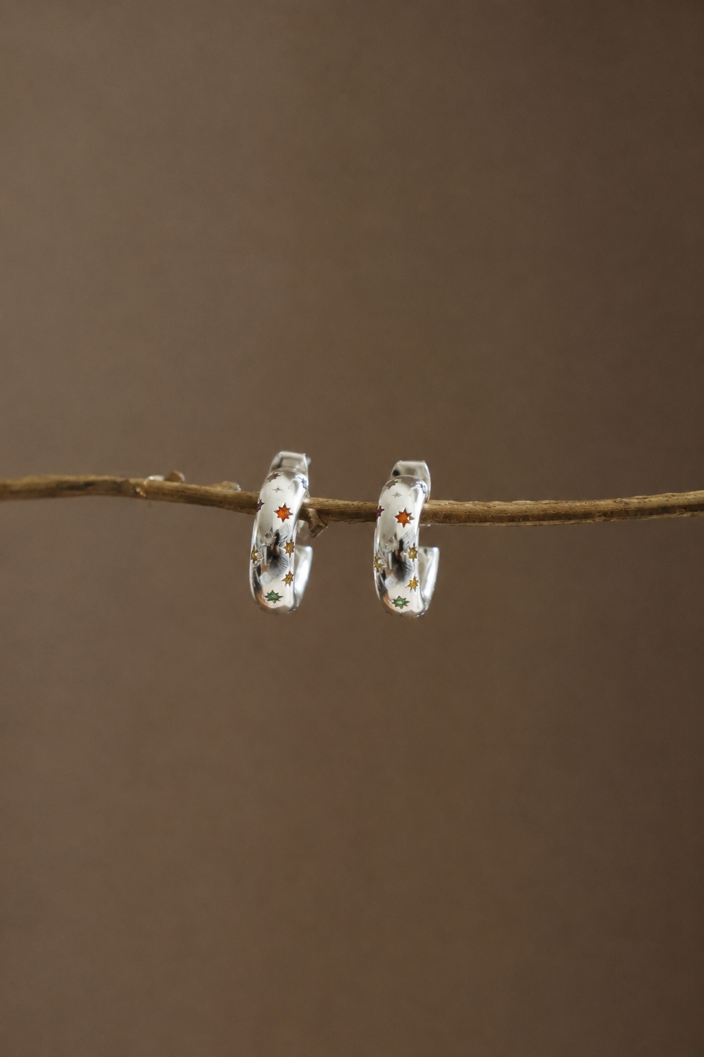 PENNY CZ STAR HOOP- SILVER