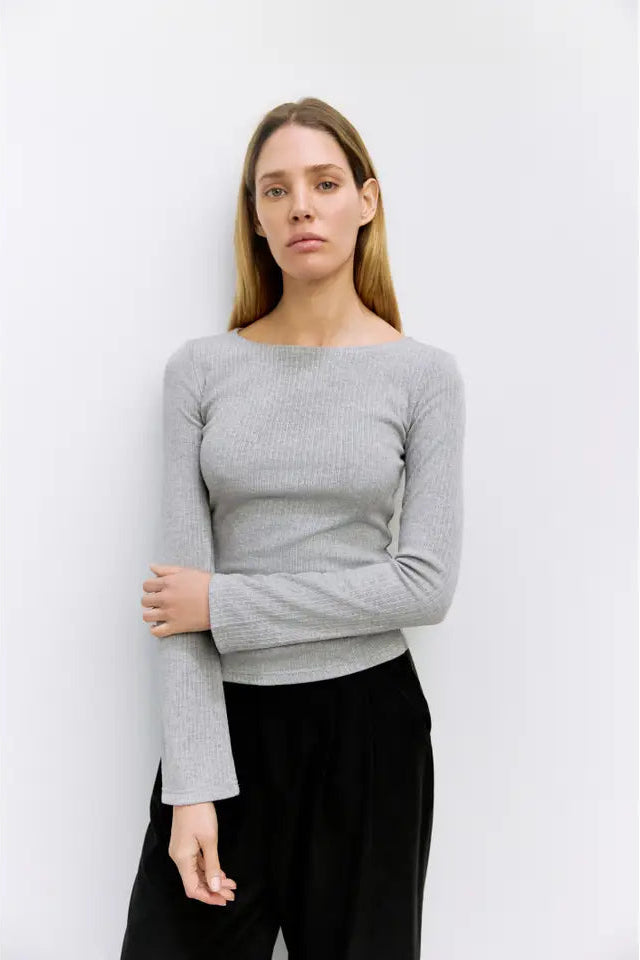 EVIE TOP - GREY