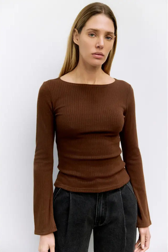 EVIE TOP - BROWN