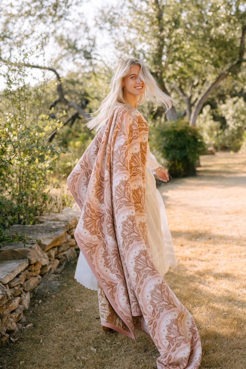 GEORGIA FLORAL BLANKET