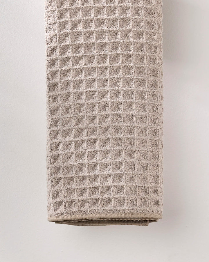 WAFFLE HAND TOWEL - TAUPE