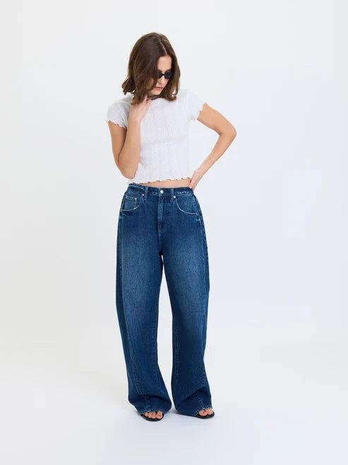 HERO HIGH RISE PLEATED JEAN