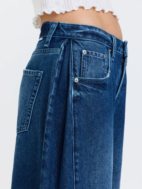 HERO HIGH RISE PLEATED JEAN