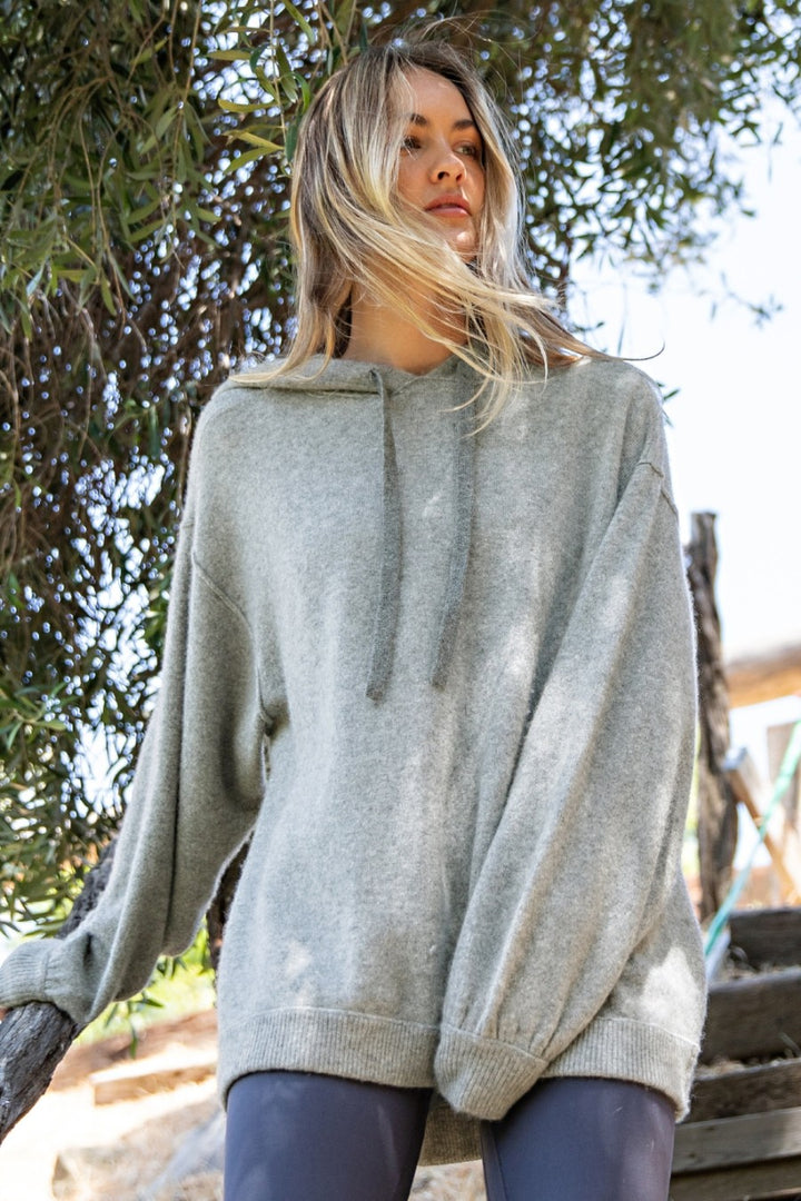 OVERSIZED HOODIE