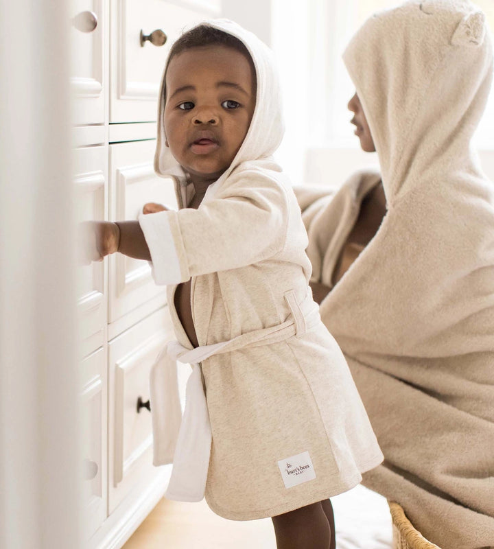HOODED ROBE
