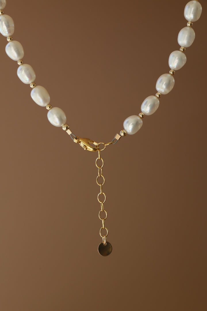 LAGUNA RICE PEARL NECKLACE