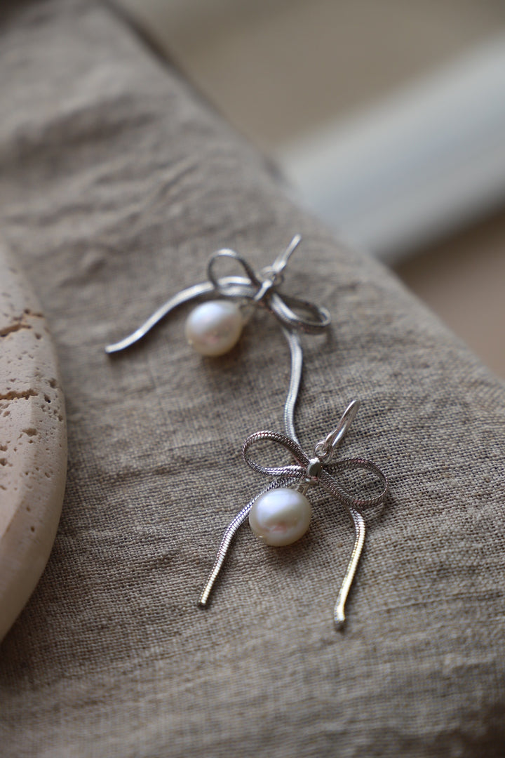 SLOANE RIBBON AND PEARL EARRINGS