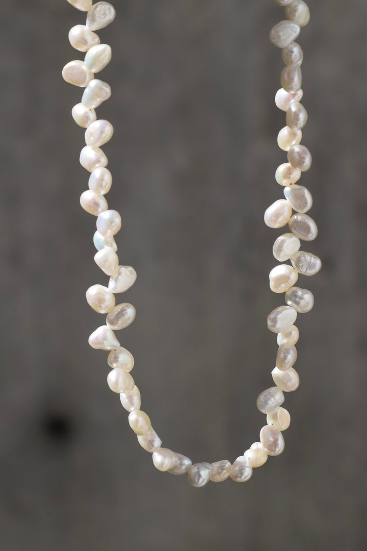 DRIFT PEARL BEADED NECKLACE