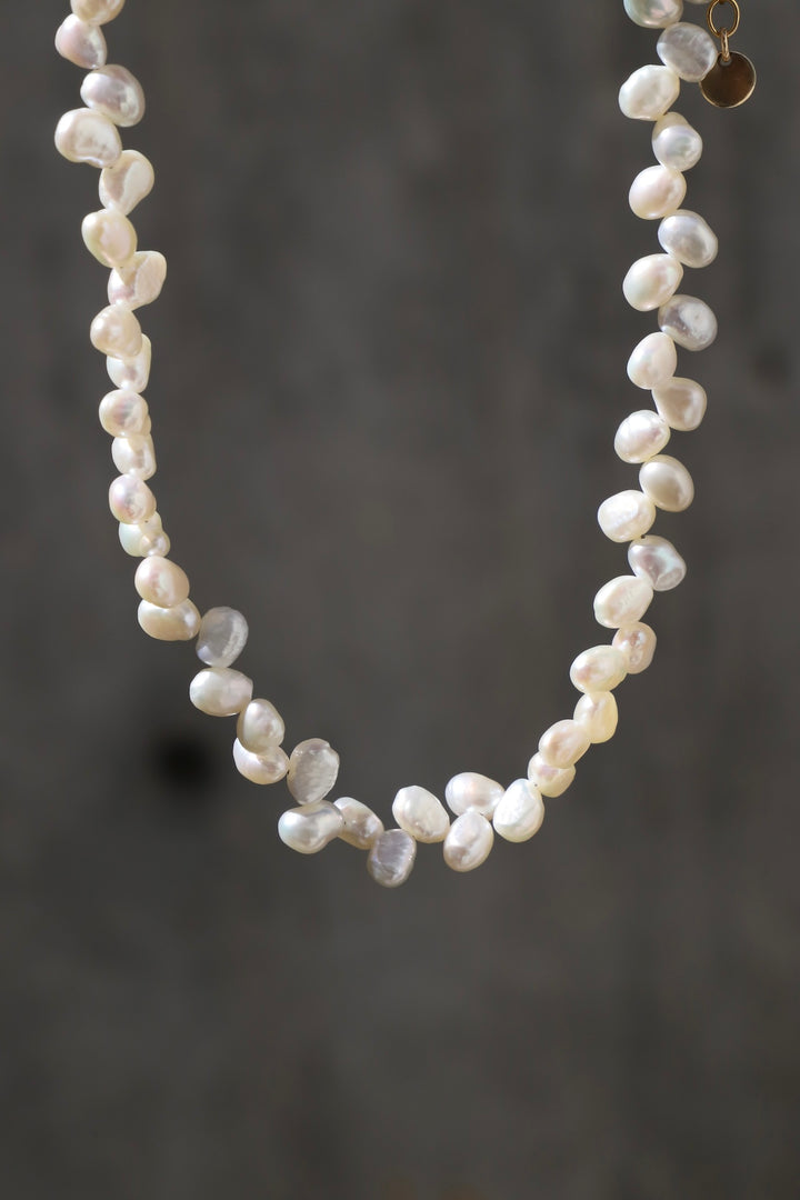 DRIFT PEARL BEADED NECKLACE