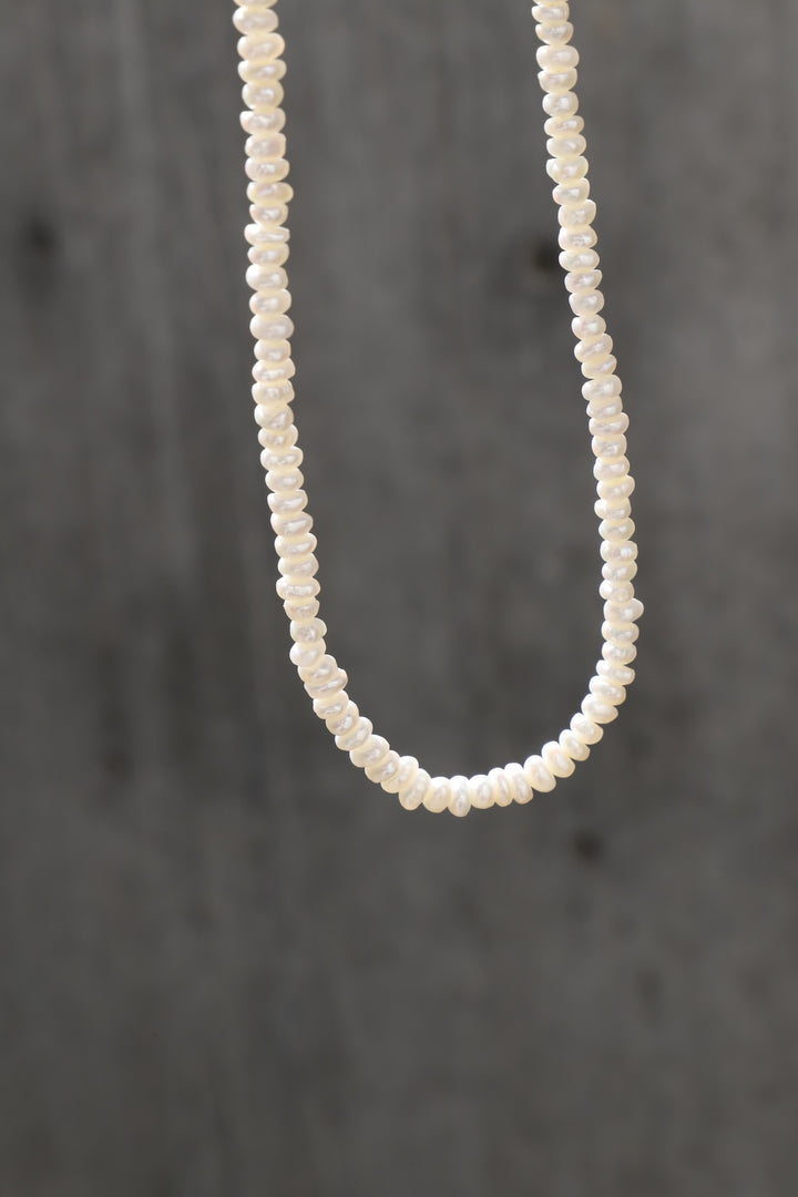 ELLIS PEARL NECKLACE