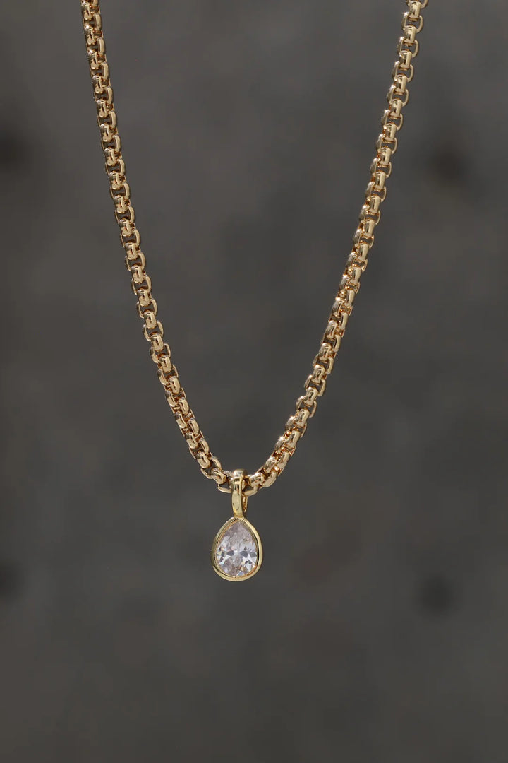 THE SLOANE NECKLACE