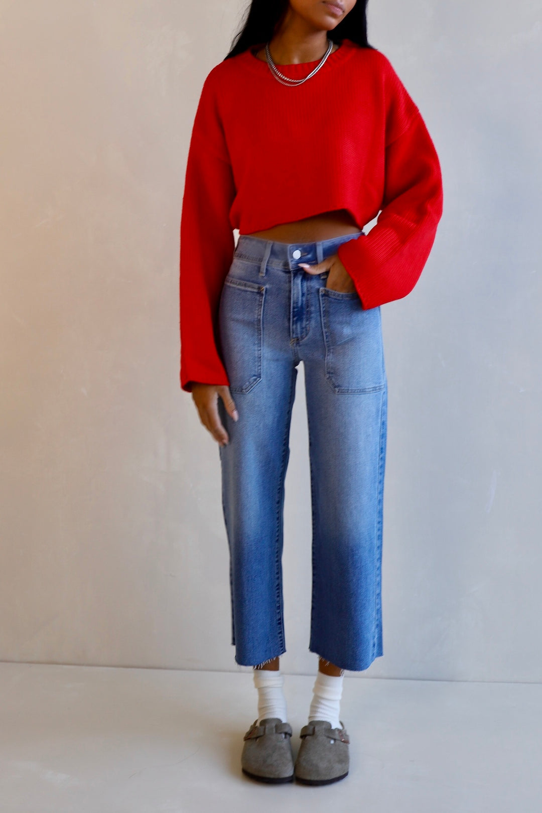 CHERRY CROPPED SWEATER
