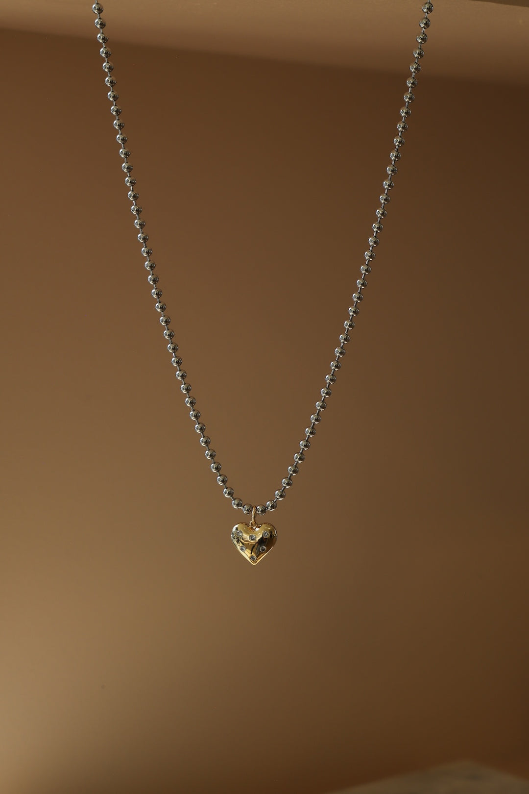 VALEN HEART NECKLACE
