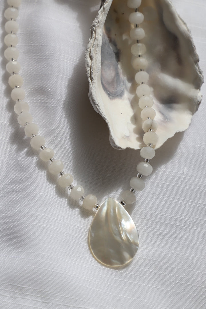 COASTLINE MOTHER OF PEARL NECKLACE