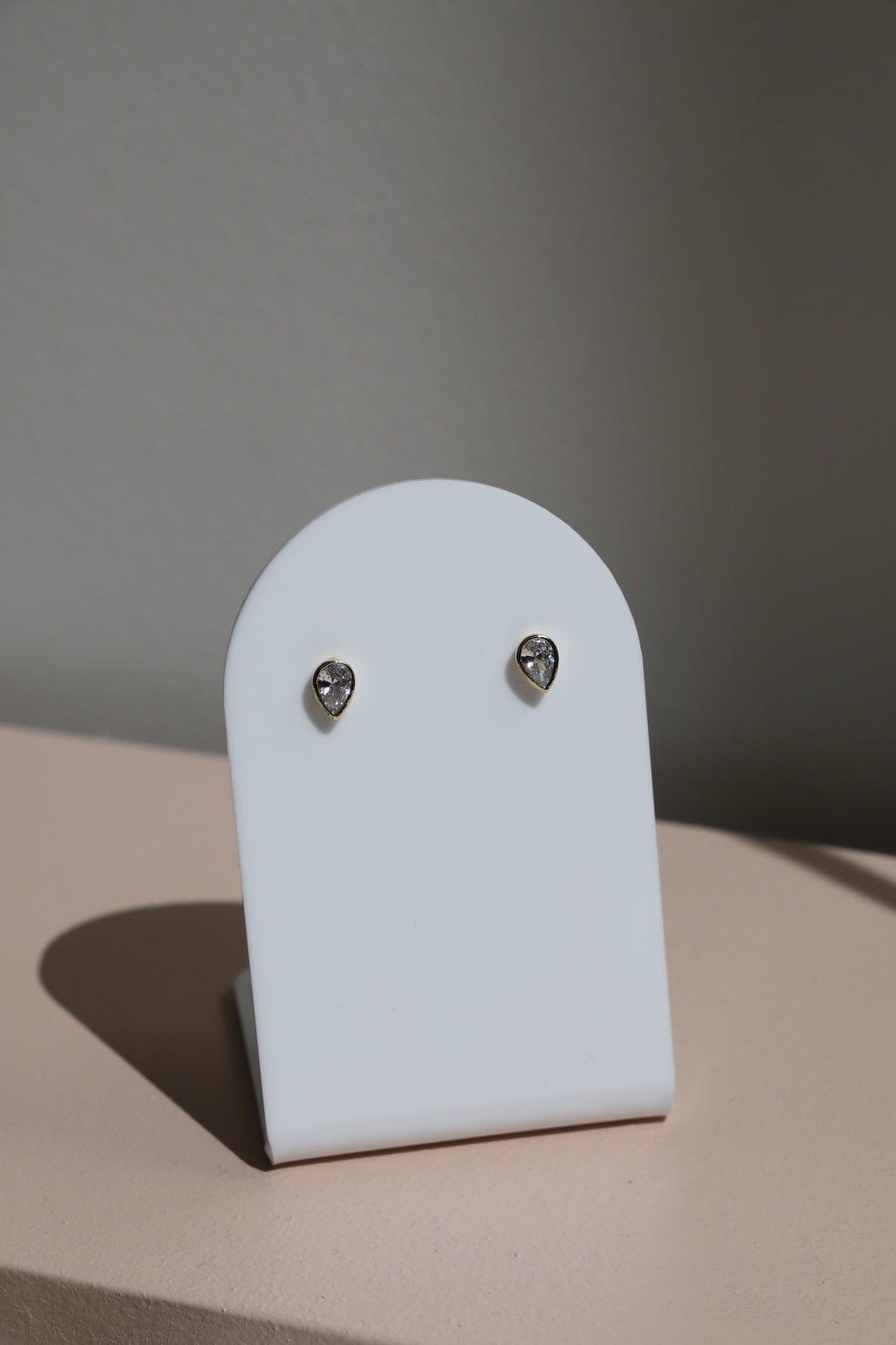 GOLDIE PEAR STUDS